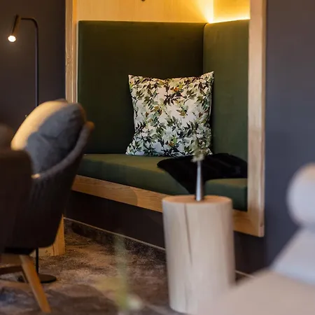 Franks Όμπερσντορφ