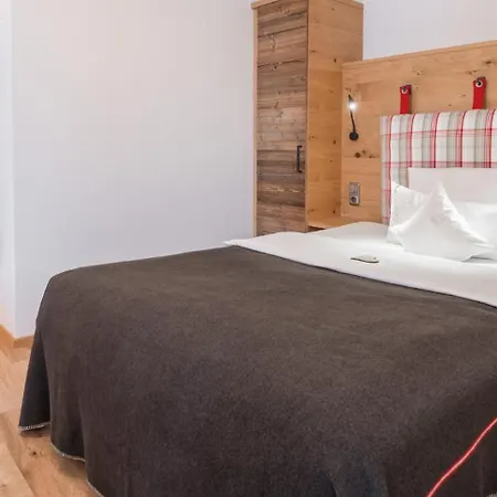 Franks Hotel 5*